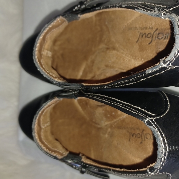 Natural Soul  by Naturalizer bootie Heels - Picture 10 of 13